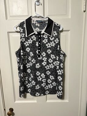 Modcloth Black & White Floral Sleeveless Polo Camisole